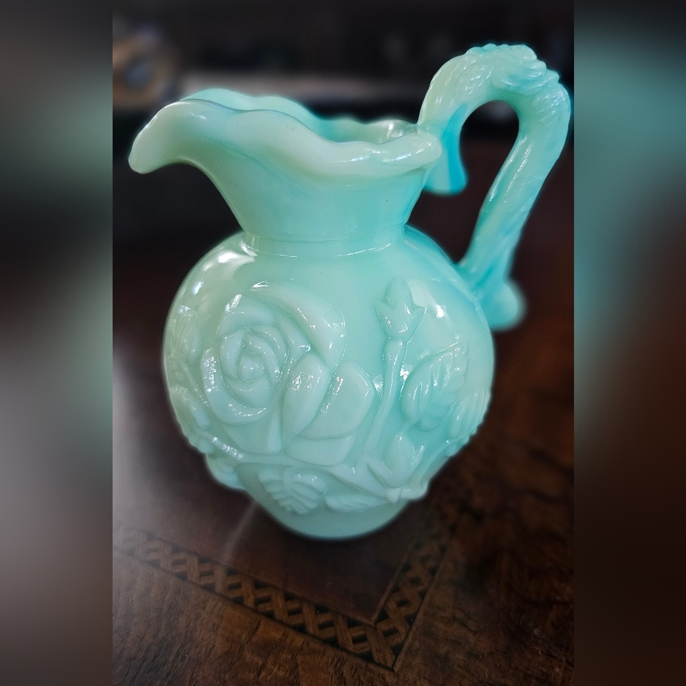 Avon Vintage 1970s Aqua Swirl Floral Rose Decanter Pitcher 4.5 Inch Tall EUC - Picture 1 of 16